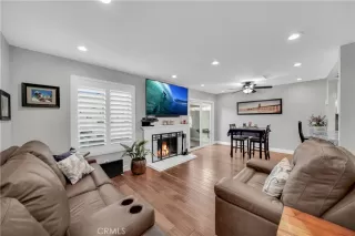 Photo #4: OC23028669 Listing 