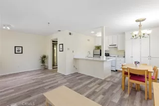 Photo #1: OC23029315 Listing