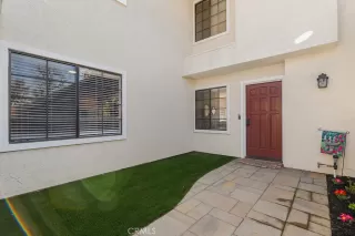 Photo #2: OC23029659 Listing 