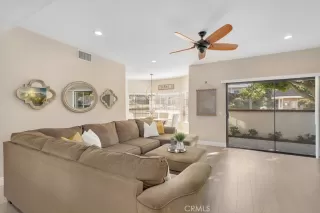 Photo #4: OC23029659 Listing 