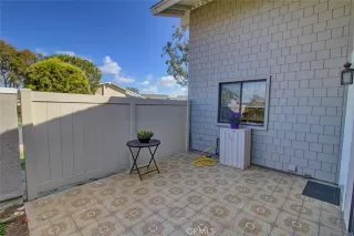 Photo #4: OC23029867 Listing