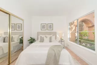 Photo #3: OC23029896 Listing 