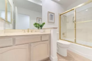 Photo #4: OC23029896 Listing 