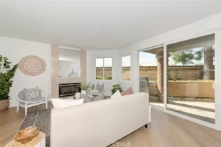 Photo #6: OC23029896 Listing 