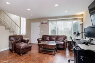 Photo #3: OC23030272 Listing 