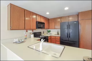 Photo #5: OC23031234 Listing 