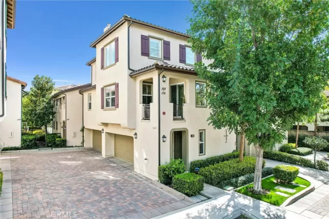 MLS: OC23031283 Condo For Sale