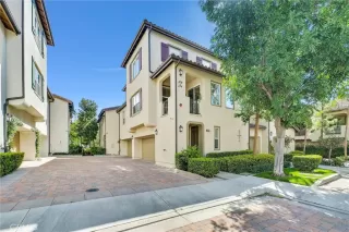 Photo #2: OC23031283 Listing 