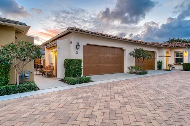 MLS: OC23031334 Condo For Sale