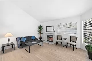 Photo #4: OC23031346 Listing