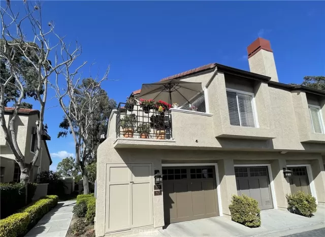 MLS: OC23031369 Condo For Sale