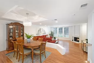 Photo #5: OC23031612 Listing