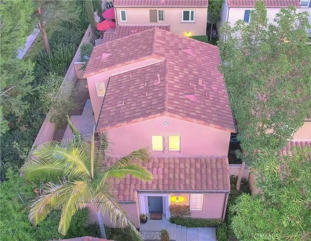 MLS: OC23031915 Condo For Sale