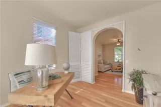 Photo #5: OC23031915 Listing 