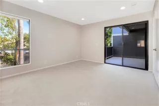 Photo #6: OC23032577 Listing