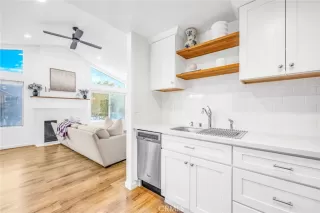 Photo #3: OC23032630 Listing 