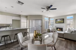 Photo #4: OC23032638 Listing