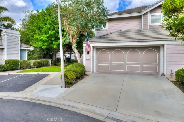 MLS: OC23032882 Condo For Sale