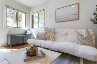 Photo #3: OC23033072 Listing