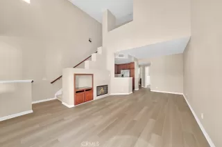 Photo #3: OC23033081 Listing