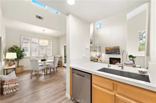 Photo #6: OC23033111 Listing 