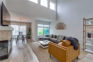 Photo #4: OC23033640 Listing 