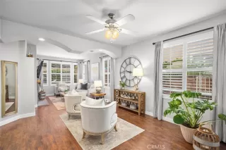 Photo #3: OC23033961 Listing