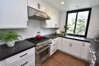 Photo #3: OC23034334 Listing 