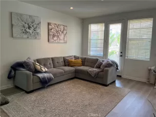 Photo #3: OC23034428 Listing 