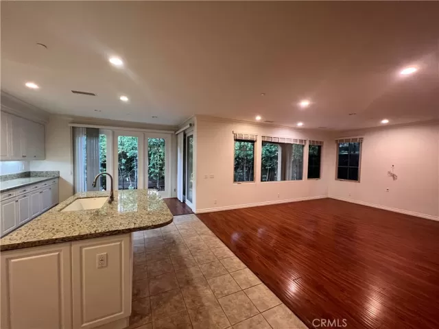 MLS: OC23034480 Condo For Sale