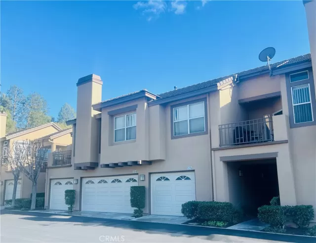 MLS: OC23034893 Condo For Sale