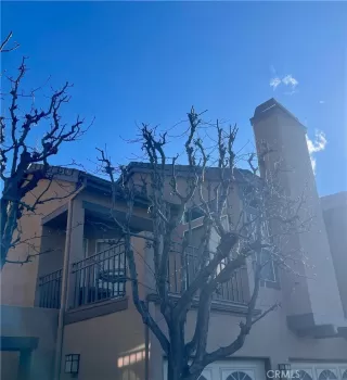 Photo #2: OC23034893 Listing