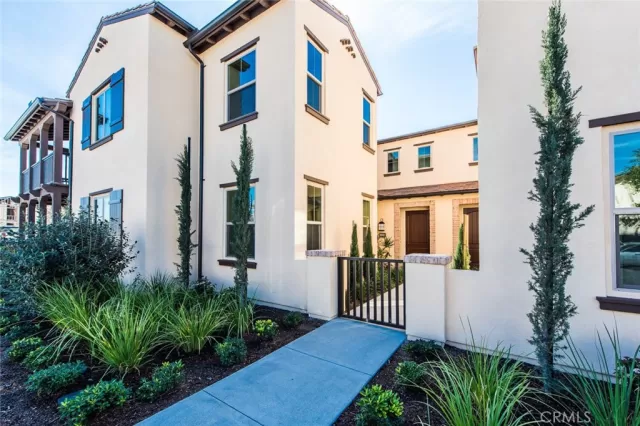 MLS: OC23035052 Condo For Sale