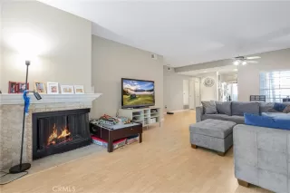 Photo #2: OC23035102 Listing 