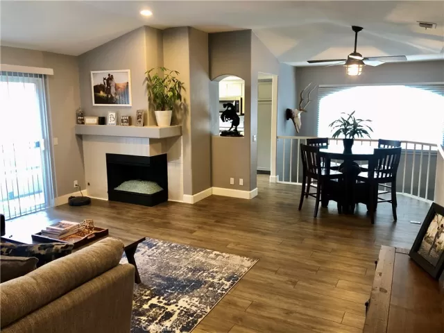 MLS: OC23035236 Condo For Sale