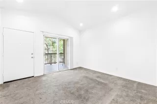 Photo #5: OC23035284 Listing 