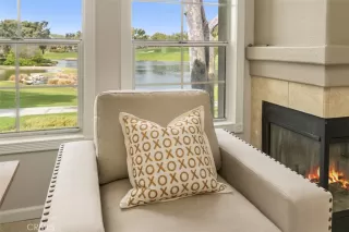 Photo #2: OC23035309 Listing