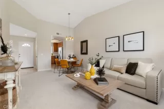 Photo #5: OC23035309 Listing