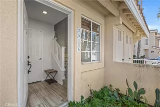 Photo #2: OC23035459 Listing 