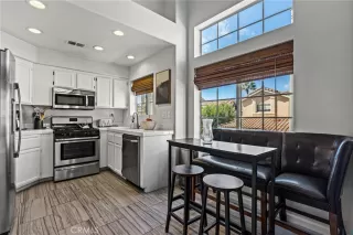 Photo #6: OC23035459 Listing 