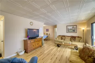 Photo #3: OC23035531 Listing