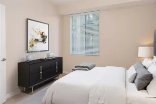 Photo #4: OC23035687 Listing 