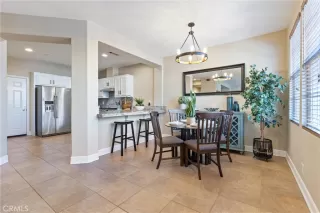 Photo #5: OC23035713 Listing 