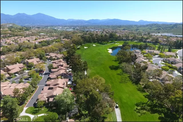 MLS: OC23035891 Condo For Sale