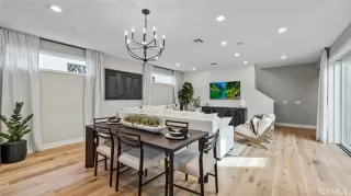 Photo #5: OC23035909 Listing