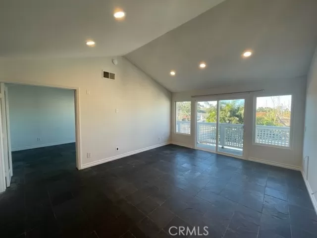 MLS: OC23036060 Condo For Sale