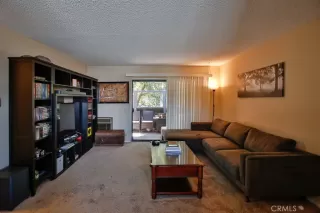 Photo #3: OC23036290 Listing 