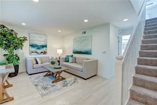 Photo #2: OC23036361 Listing 