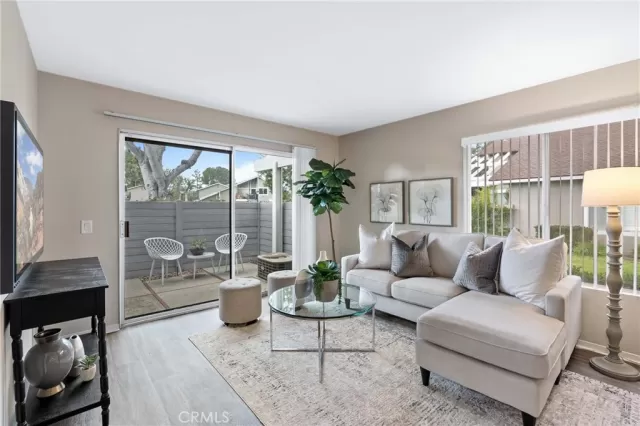 MLS: OC23036461 Condo For Sale