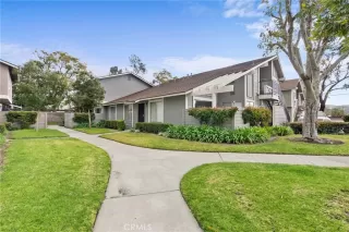 Photo #2: OC23036461 Listing 